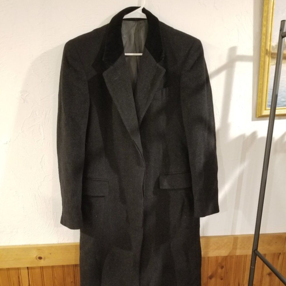 Brooks Brothers Black Long Wool Overcoat 36L Long